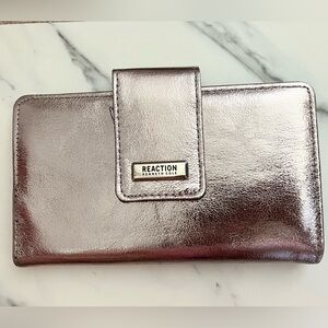 Kenneth Cole Reaction Whitney Wallet